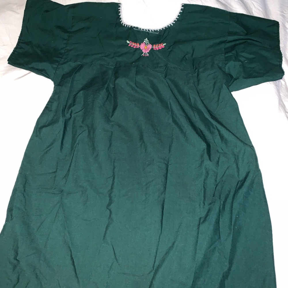 Women’s Medium Mexican Dress - Fiesta Attire!!
